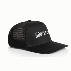 Caps